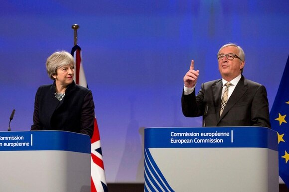 Continuano i negoziati tra Ue e Regno Unito per definire l uscita della Gran Bretagna