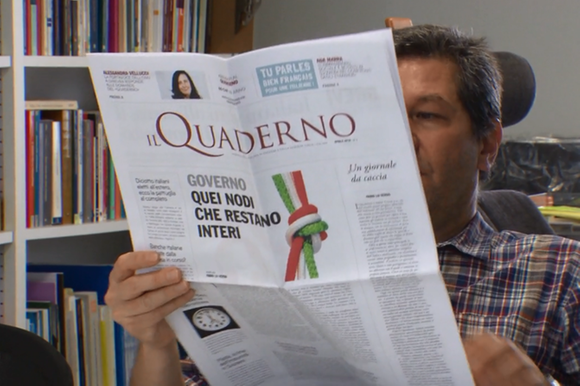 Una copia del nuovo giornale ginevrino in italiano il Quaderno