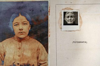 Pagina di un registro; sulla sx ritratto di una giovane; sulla dx riquadro con scritta Fotografia e foto-tessera di un anziana