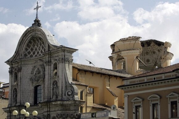 Il Duomo de L Aquila dopo il sisma