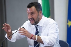 Matteo Salvini in conferenza stampa al Viminale.