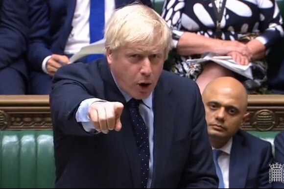 Boris Johnson durante il suo intervento alla camera dei comuni
