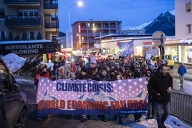 La marcia per il clima è giunta martedì nel tardo pomeriggio a Davos