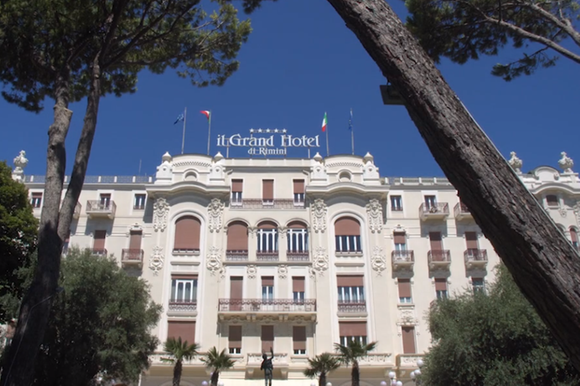 La facciata del Grand Hotel di Rimini