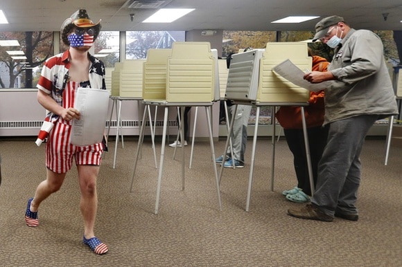Elettori a Ravenna, Ohio, il 29 ottobre 2020. 