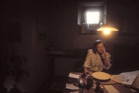 Patricia Highsmith nella sua casa a Tegna