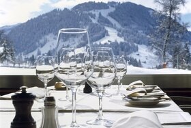 La vista da un ristorante di lusso di Gstaad.