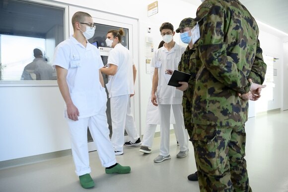 personale medico e militari