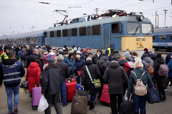 Un treno diretto a Budapest con profughi ucraini