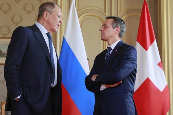 Cassis e Lavrov al vertice internazionale di Ginevra del giugno scorso.
