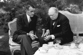 Max Petitpierre e Winston Churchill