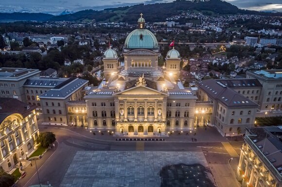 Svizzera al voto il 22 ottobre 2023 per rinnovare il Parlamento federale.